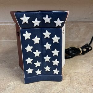 Scentsy Star Spangled Warmer
